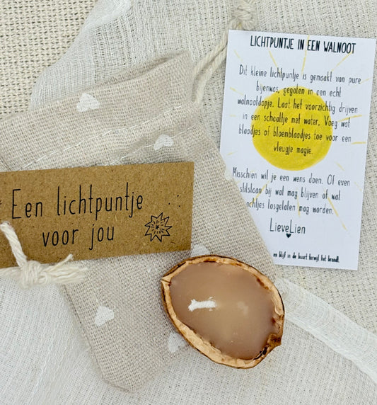 Lichtpuntje in een notendop