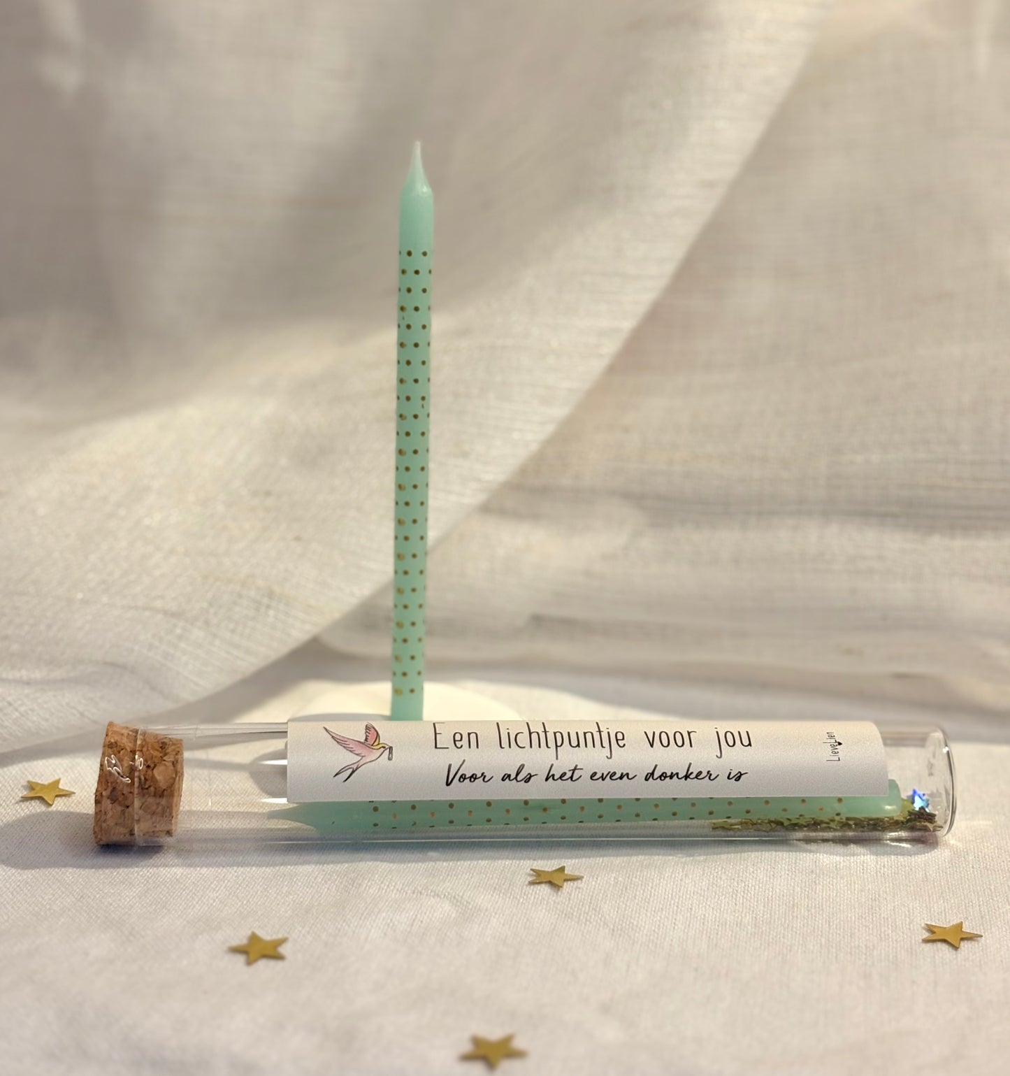 Lichtpuntje in een buisje
Voor als het even donker is